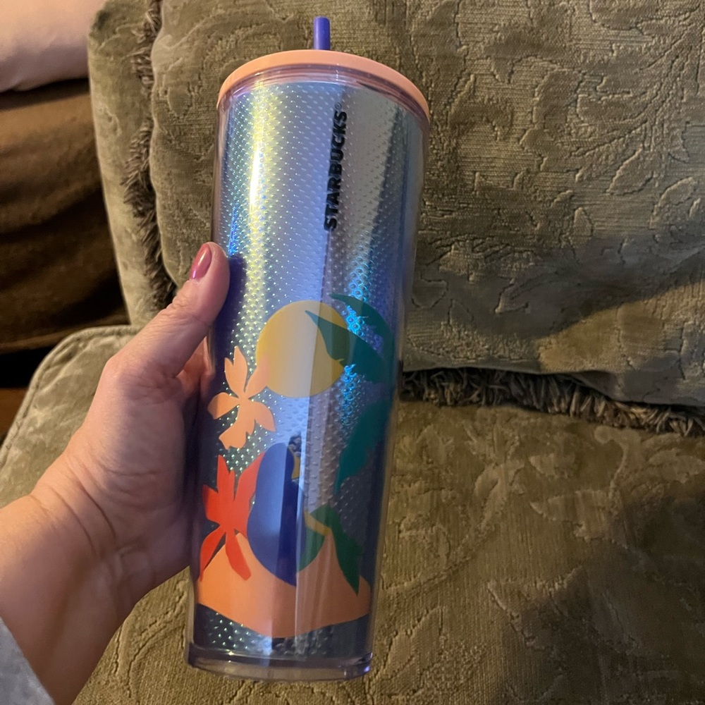 Starbucks Mermaid Island Blue Tumbler Iridescent 2020 24oz Venti Cold Cup